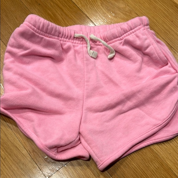 Old navy 5 t girl shorts good condition - Picture 1 of 2